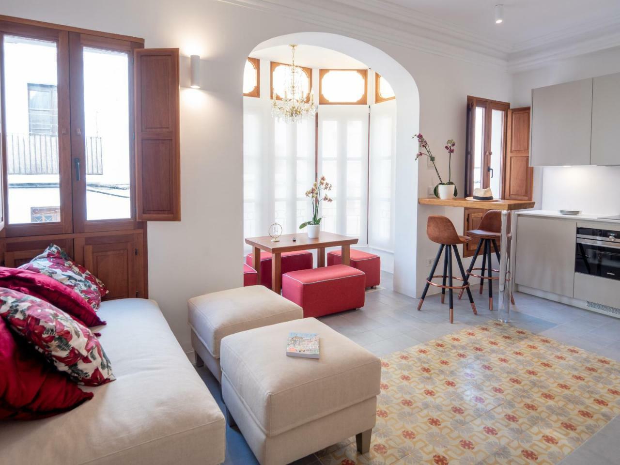 Es Palauet Brandnew One Suite Apartment In Ibiza Center Cidade de Ibiza Exterior foto